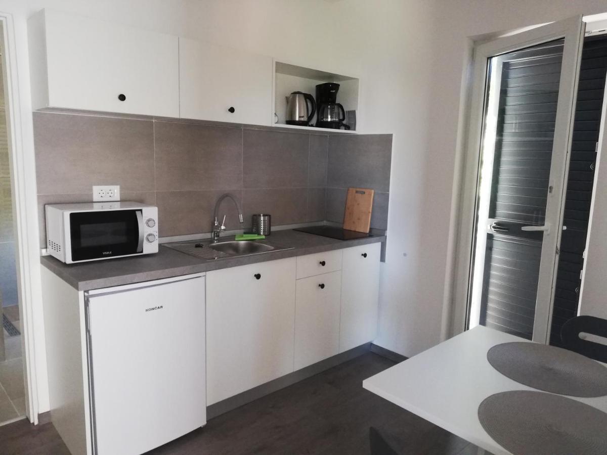 Apartments 4U Omišalj Eksteriør bilde